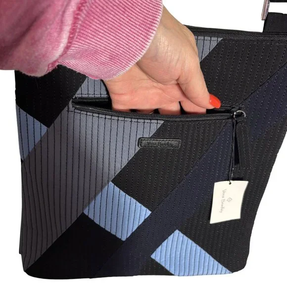 Vera Bradley Crossbody Bag With Adjustable Strap & Zipper Closure - Picture 4 of 11